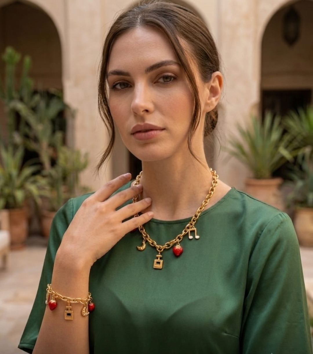 Set di collana e braccialetto fragola accessori moda per donne - immagine 2